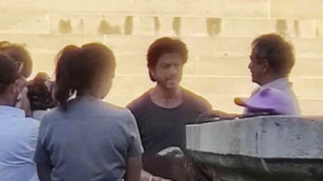Shah Rukh Khan and Rajkumar Hirani are engrossed in a conversation on the sets of Dunki in Budapest in new leaked photo