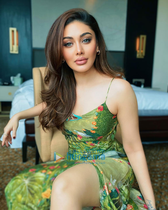 shefali jariwala 3 38