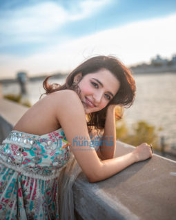 Celebrity Photos of Shirley Setia