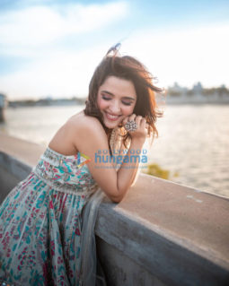 Celebrity Photos of Shirley Setia