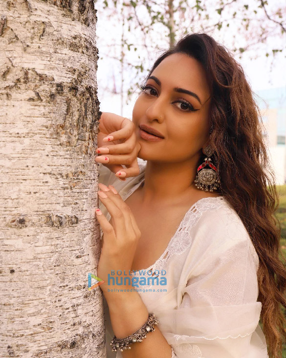 sonakshi sinha 1 91