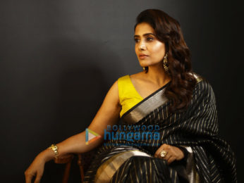 Celebrity Photos of Sonali Kulkarni