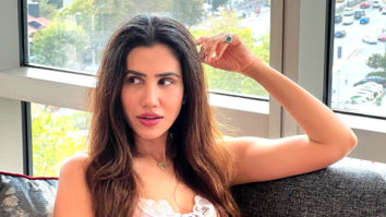 Celeb Photos Of Sonnalli Seygall