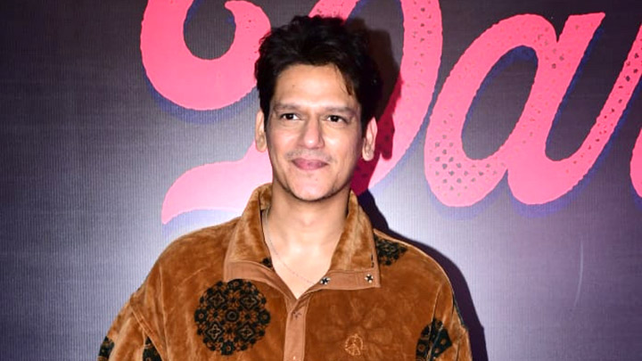 Star of the show; Vijay Varma arrives in his unique style at Darlings screening