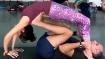 Vidya Malvade shows off her flexibility skills