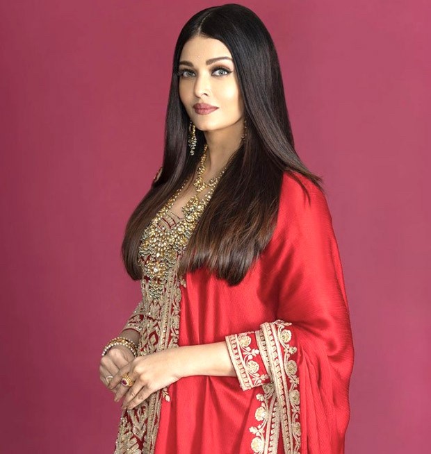 Aishwarya Rai Bachchan is epitome of royalty in red anarkali suit for Ponniyin Selvan event