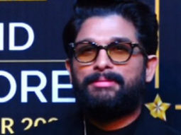 Allu Arjun looks dapper at SIIMA 2022