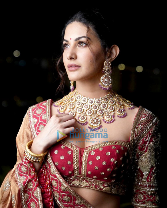 amyra dastur 3 30