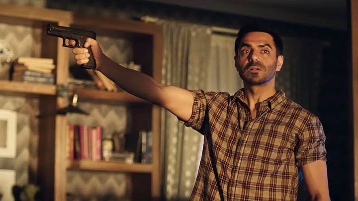 Dhokha: Round D Corner | Dialogue Promo 01: Terrorist chhupa hua hai | 23rd Sep 2022 | Bhushan Kumar Dhokha: Round D Corner | Dialogue Promo 01: Terrorist chhupa hua hai | 23rd Sep 2022 | Bhushan Kumar