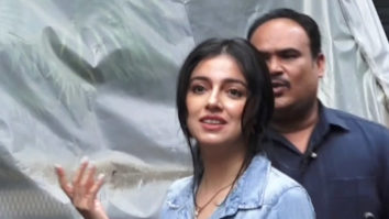 Divya Khosla Kumar spotted wearing red traditional bangles