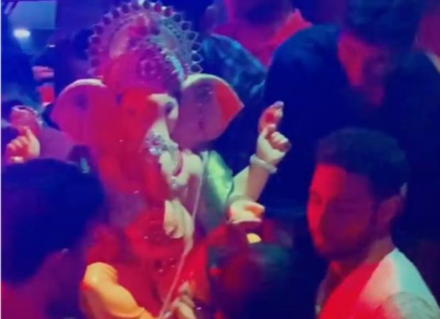 Ganesh Chaturthi 2022: Siddhant Chaturvedi dances his heart out at Ganpati visarjan, watch video