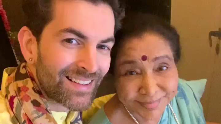 Lots of love from Neil Nitin Mukesh to Asha Bhosle as she celebrates her birthday