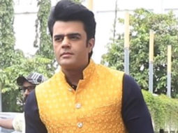 Maniesh Paul gets clicked in dhoti kurta