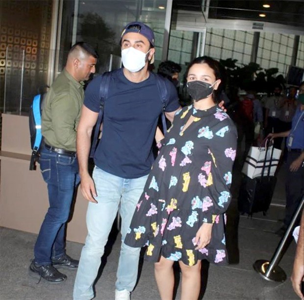 Parents-to-be Ranbir Kapoor and Alia Bhatt get papped at the airport as they fly to Hyderabad to attend Brahmastra event 