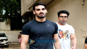 Photos: Ahaan Shetty snapped outside the gym in Bandra