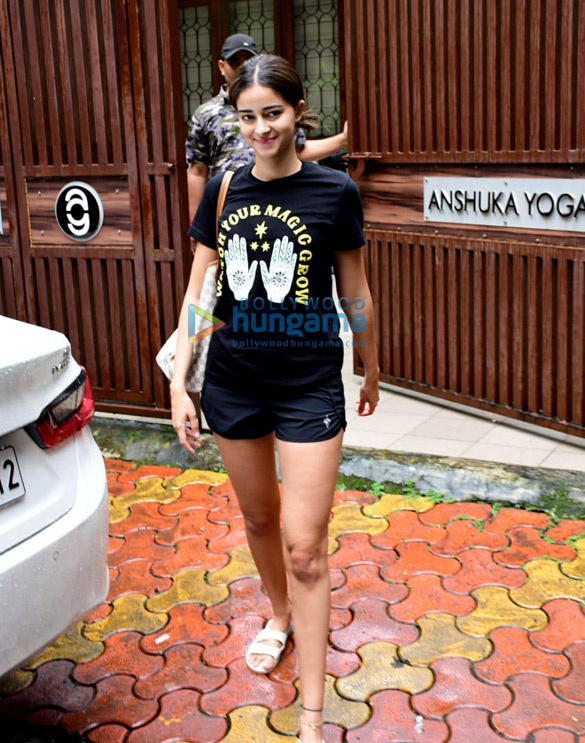 photos ananya panday spotted at anshuka yoga in bandra 4 11