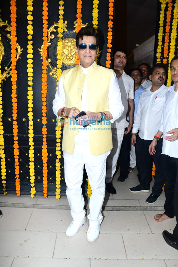 photos celebrities grace ekta kapoors ganesh chaturthi celebrations 1