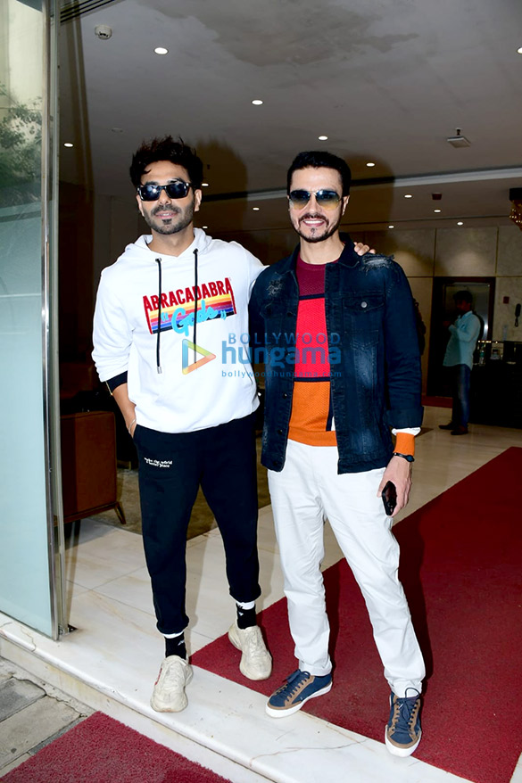 photos darshan kumar khushali kumar and aparshakti khurana snapped at dhokha round d corner promotions 4