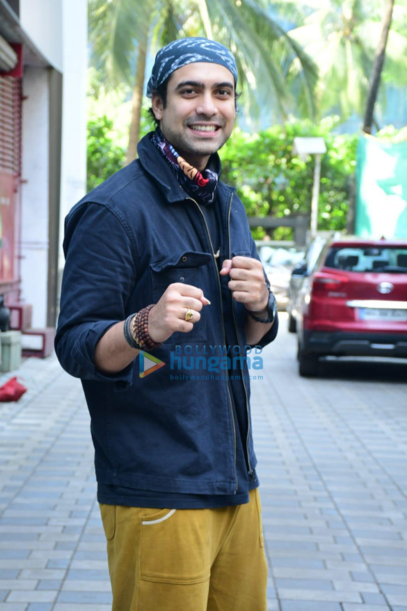 photos jubin nautiyal snapped at the t series office in andheri 2