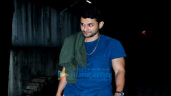 Photos: Kunal Kemmu snapped in Khar
