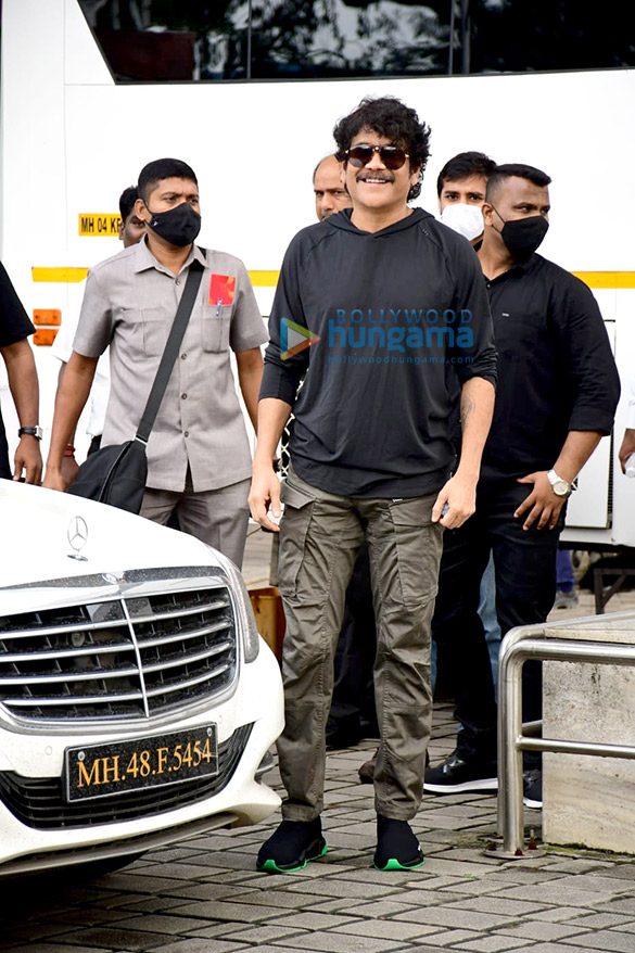 photos nagarjuna spotted at kalina airport 2