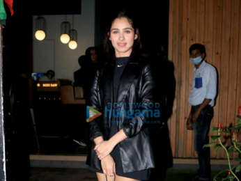 Photos: Pashmina Roshan snapped at Mizu in Khar