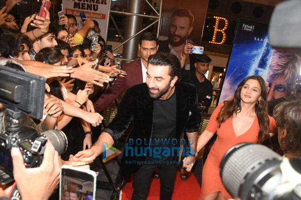 photos ranbir kapoor alia bhatt along with karan johar and sirector ayan mukerji spotted at a special fan screening of brahmastra part one shiva 5