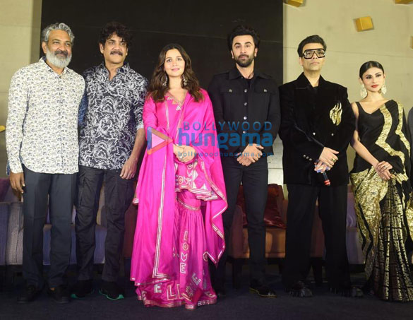 photos ranbir kapoor and alia bhatt grace the pre release brahmastra event in hyderabad 11