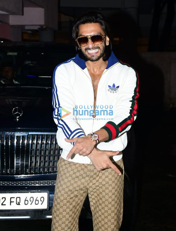 photos ranveer singh snapped at sanjay leela bhansalis office in juhu 3 2