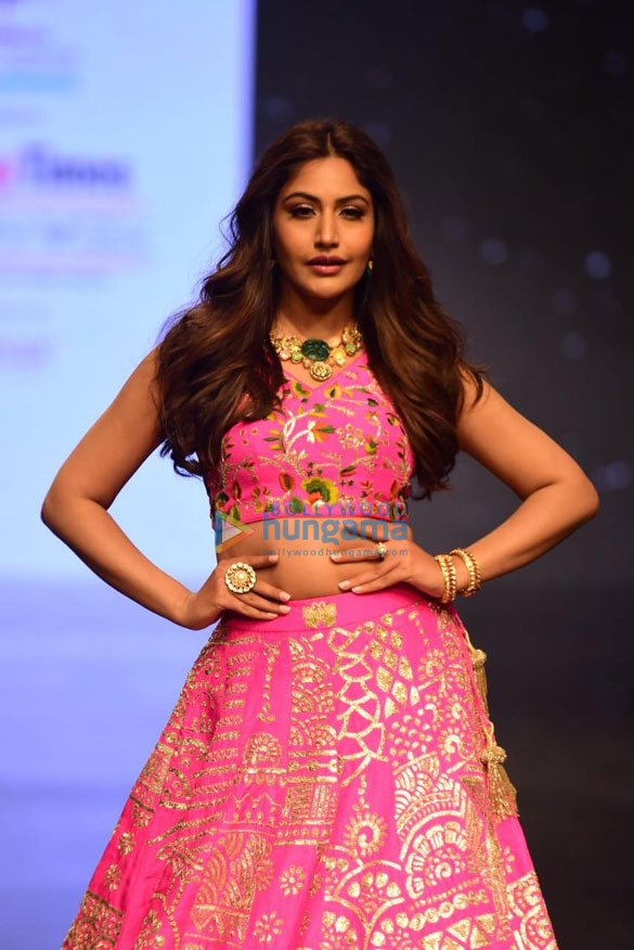 photos sonakshi sinha zaheer iqbal and others snapped attending the bombay times fashion week 2022 0055889 6
