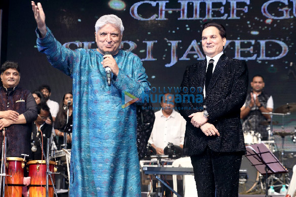 photos udit narayan alka yagnik shaan and other bollywood singers grace the concert eternal hits once more by lalit pandit 3