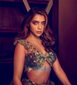 Celebrity Photos of Ruhi Singh