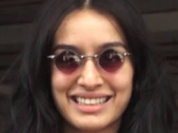 Shraddha Kapoor flaunts her cute contagious smile!