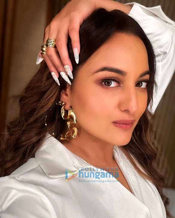 sonakshi sinha 2 95