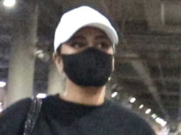 Sonakshi Sinha rocks the all-black airport look with white cap
