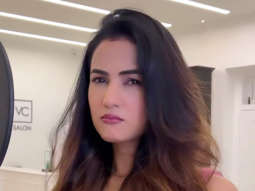 Sonal Chauhan gives messy hair don’t care vibe