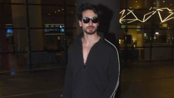 Tiger Shroff poses for a selfie with fans