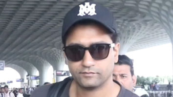 Vicky Kaushal snapped in a clean shaven look at the airport