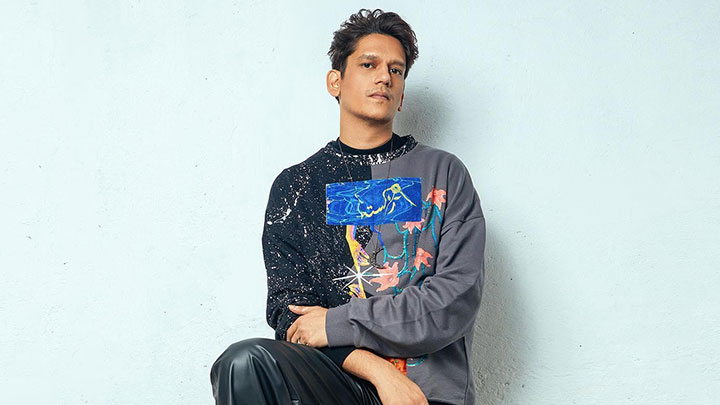 Vijay Varma on Darlings, Alia Bhatt, SRK, Kareena Kapoor, Aamir Khan, Pushpa, Ranveer, & Mr Bachchan Vijay Varma on Darlings, Alia Bhatt, SRK, Kareena Kapoor, Aamir Khan, Pushpa, Ranveer, & Mr Bachchan