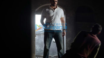 Movie Stills Of The Movie Vikram Vedha