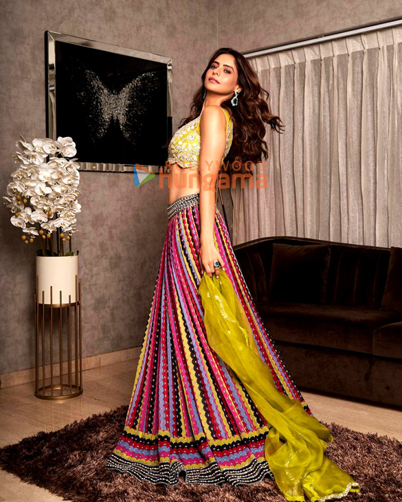 aamna shariff 2 70