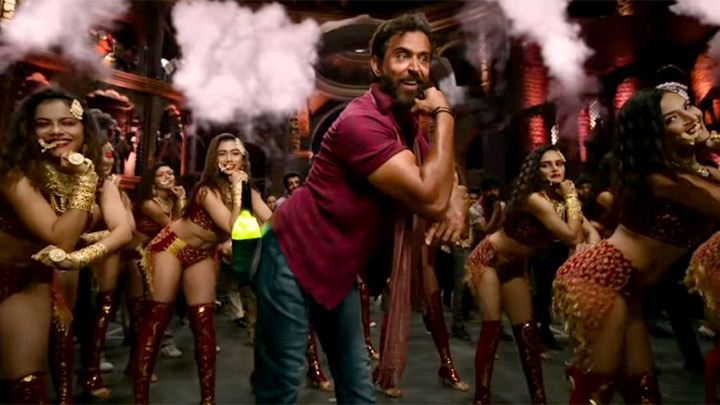 Alcoholia (Full Video) Vikram Vedha | Hrithik, Saif | Vishal-Sheykhar, Manoj M | Snigdhajit, Ananya