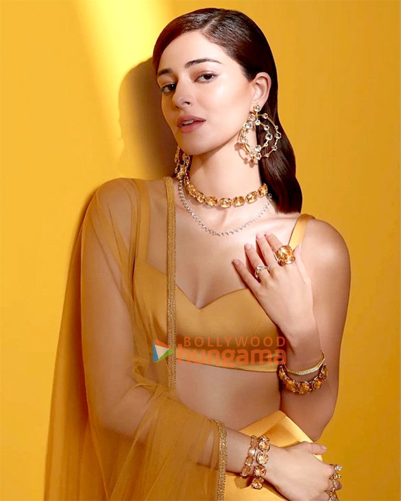 ananya panday 77