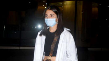 Anushka Sharma looks super cute as she gets clicked at the airport