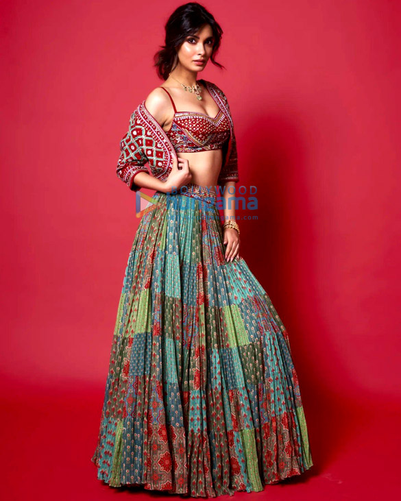 diana penty 1 16