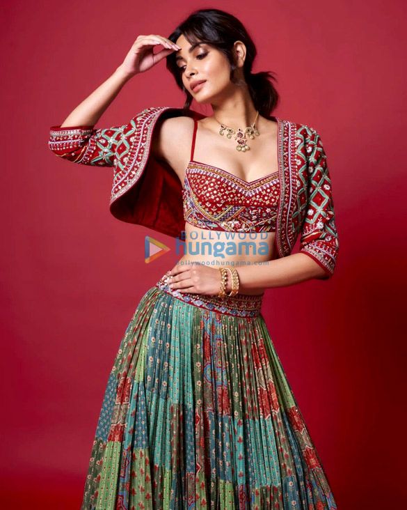 diana penty 2 18