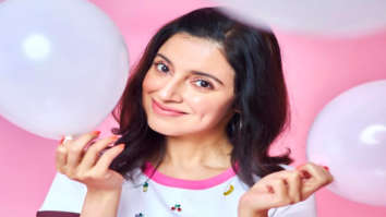 Celebrity Photos of Divya Khosla Kumar