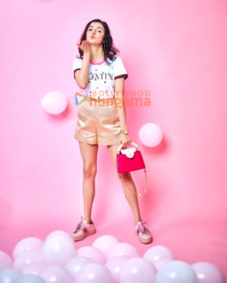 Celeb Photos Of Divya Khosla Kumar