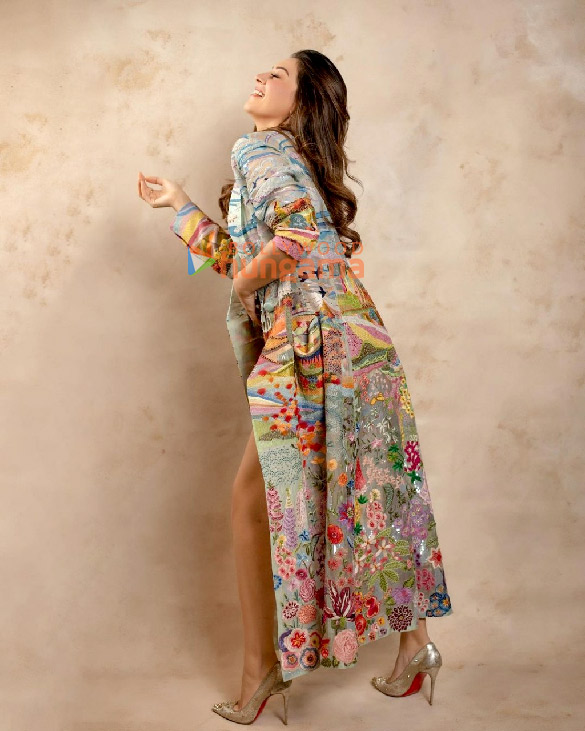 hansika motwani 5 6