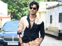 Ishaan Khatter flashes his cute smile while posing for paps